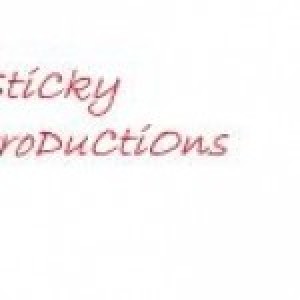 StiCkyiCky