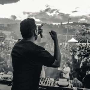 DJHard98