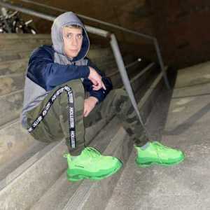 GRzZLYBoi